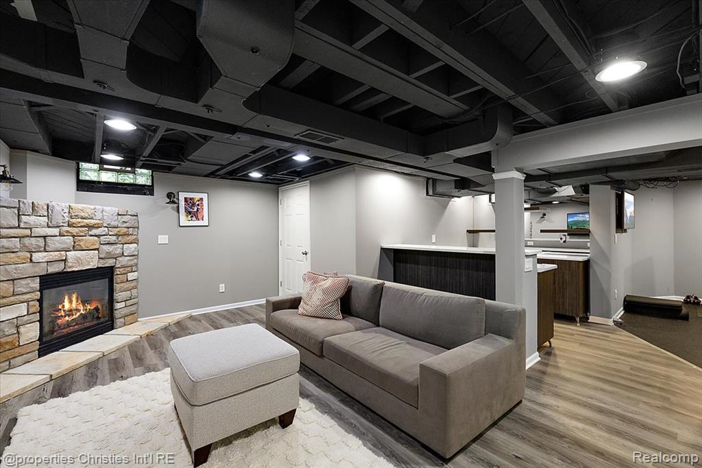 3535 Wooddale Court, Bloomfield, MI 48301 — Photo 54