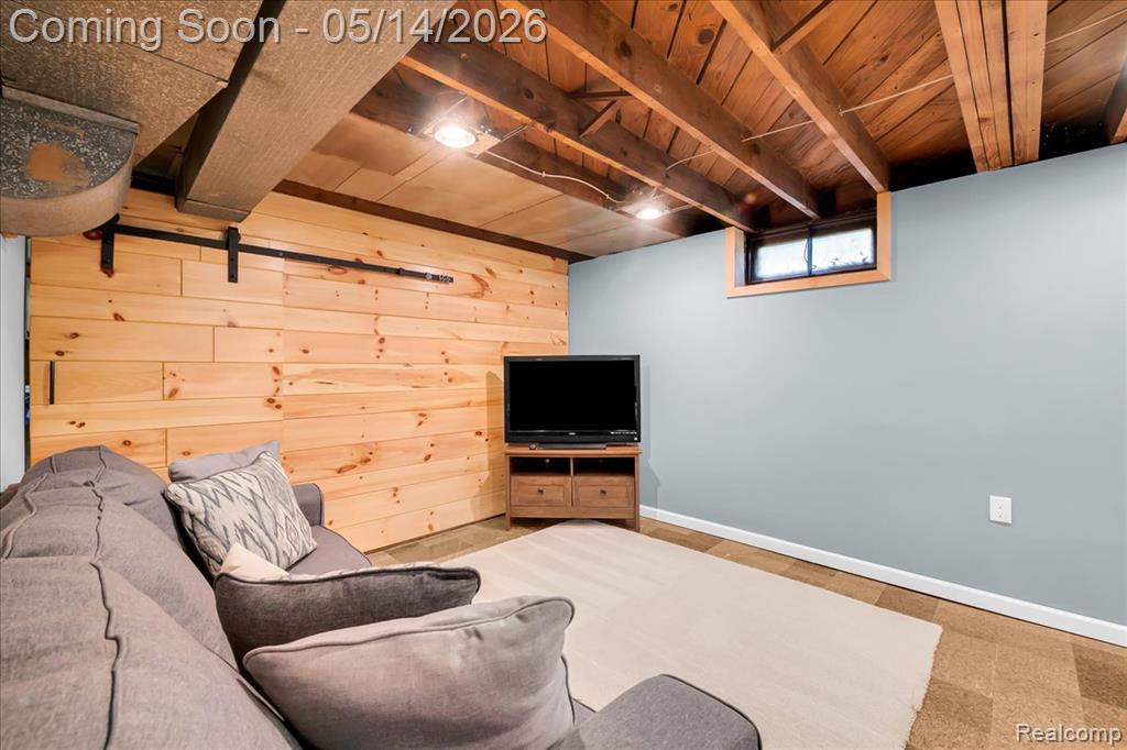 900 N Edison Avenue, Royal Oak, MI 48067 — Photo 12