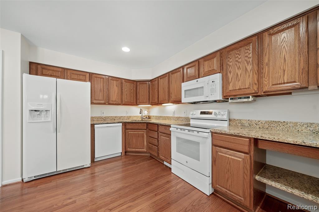 21425 Archwood Circle, Farmington Hills, MI 48336 — Photo 15
