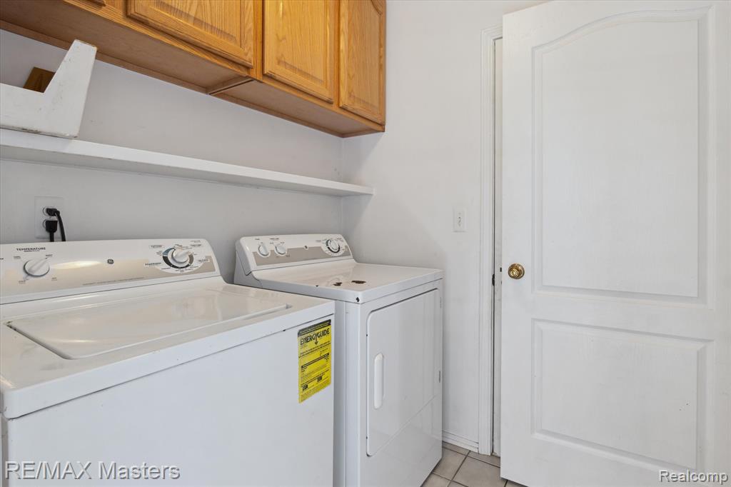 22571 Silver Creek Drive, 16, Woodhaven, MI 48183 — Photo 17