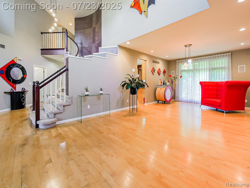 6590 Pembridge Hill, West Bloomfield, MI — Photo 9