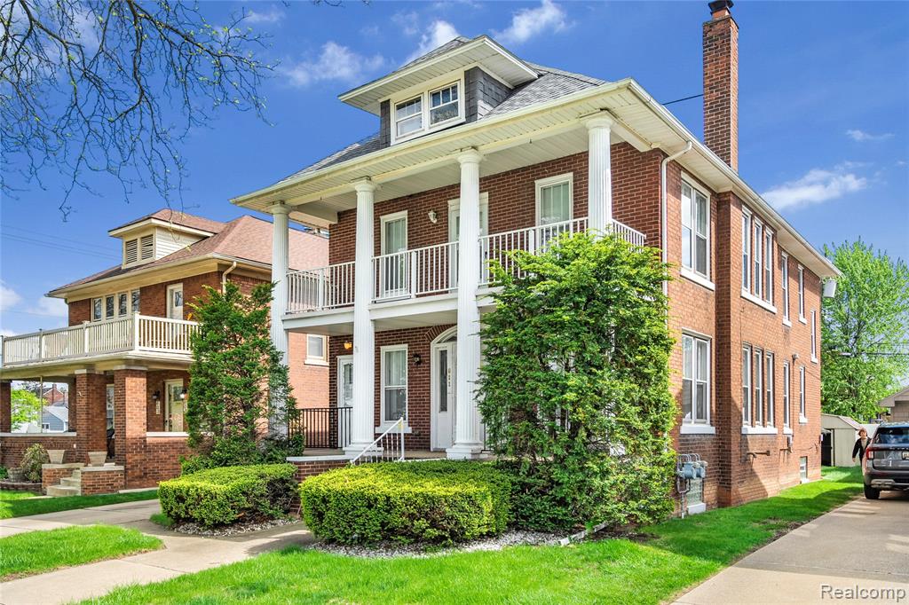 611 Emmons Boulevard, Wyandotte, MI 48192 — Photo 3