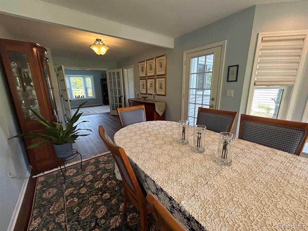 1427 N SILO RIDGE Drive, Ann Arbor, MI 48108 — Photo 5