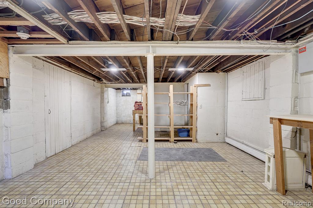 19 Oakdale Boulevard, Pleasant Ridge, MI — Photo 50