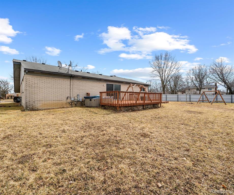 44359 REGIS, Canton, MI 48187 — Photo 55