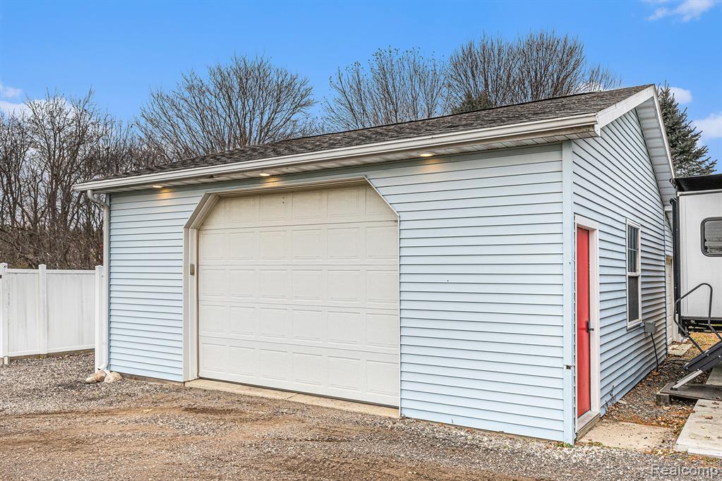 4850 Hogback Road, Fowlerville, MI 48836 — Photo 25