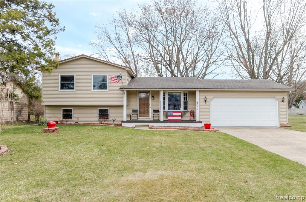 7357 Ponderosa Drive, Swartz Creek, MI 48473 — front exterior