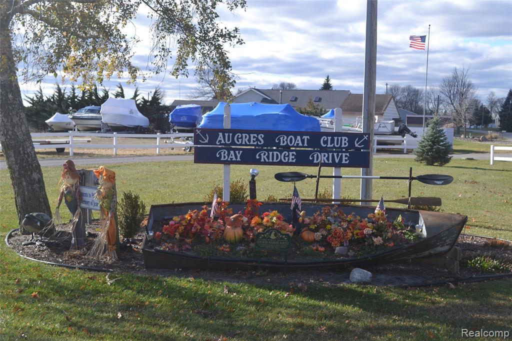 2347 E Bay Ridge Drive, Au Gres, MI 48703 — Photo 27