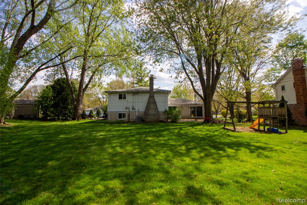 4271 Brandywyne Drive, Troy, MI 48098 — Photo 17