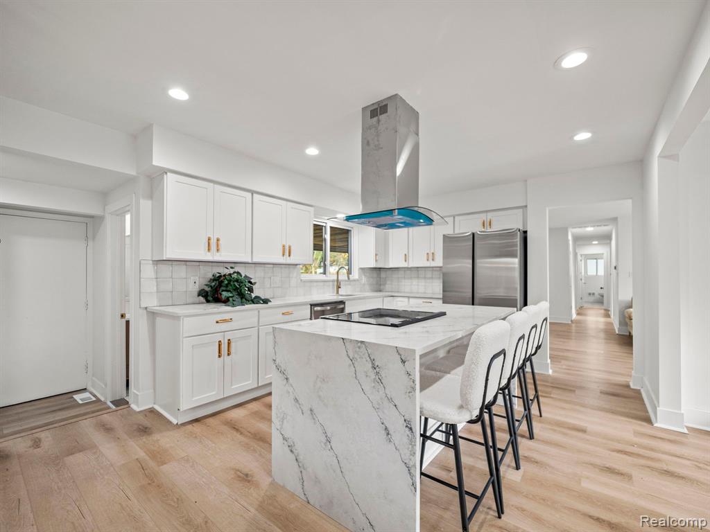 7011 WHITE PINE Drive, Bloomfield Hills, MI 48301 — Photo 9