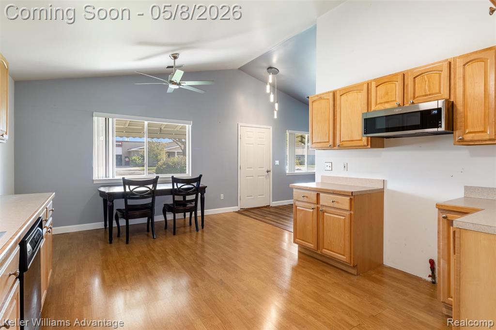 11453 Kaltz Avenue, Warren, MI 48089 — Photo 7
