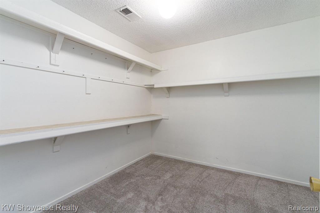 4980 OAK HILL Drive, 66, Waterford, MI 48329 — Photo 32