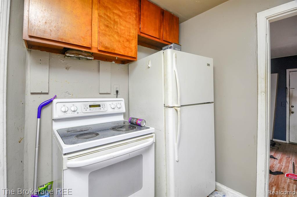 6131 E ATHERTON Road, Burton, MI 48519 — Photo 6