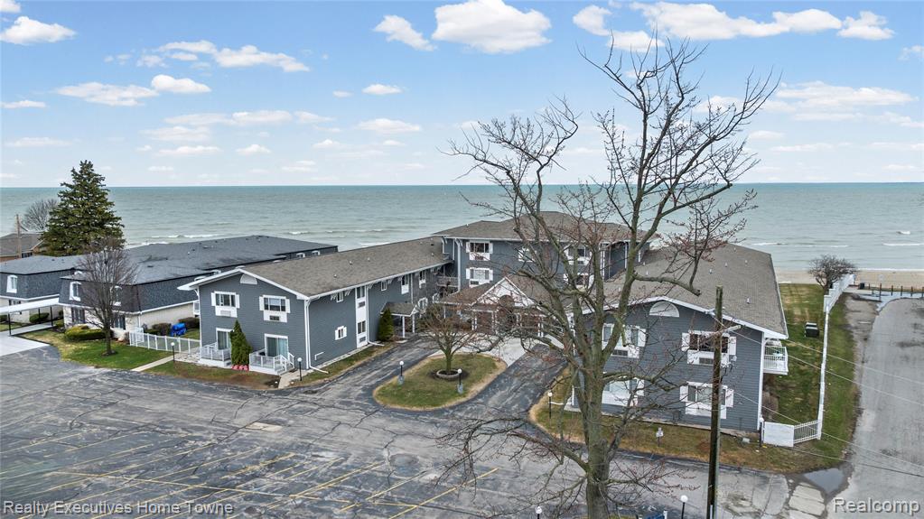 4500 Lakeshore Road, 20, Fort Gratiot, MI 48059 — Photo 17