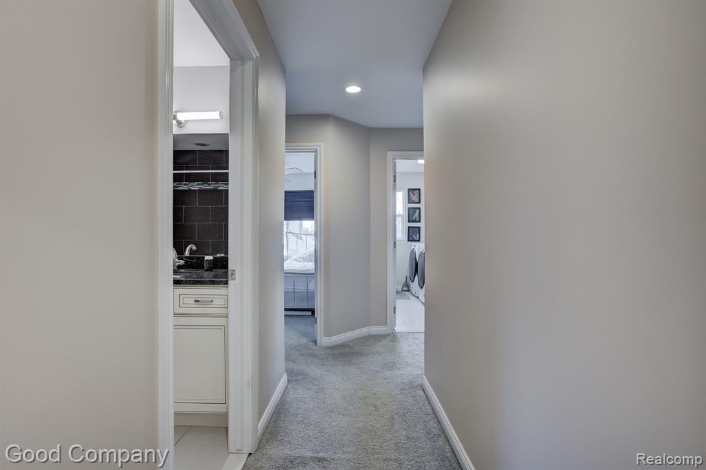 68 FAIRWOOD Street, Ferndale, MI 48220 — Photo 40
