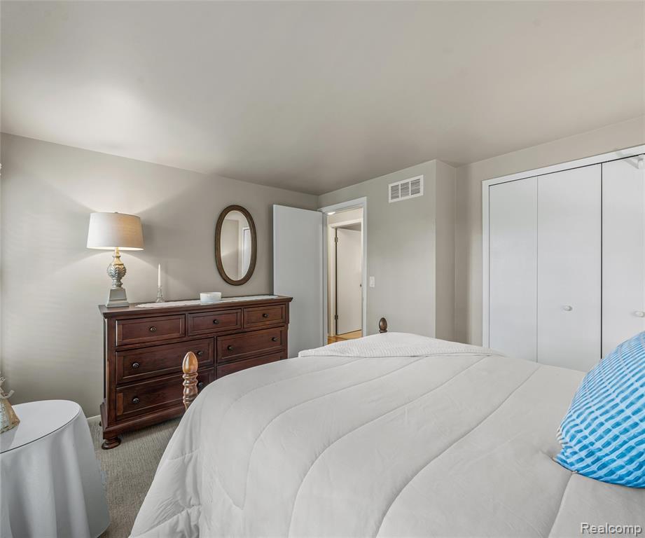 42736 BOULDEN Court, Canton, MI 48187 — Photo 55