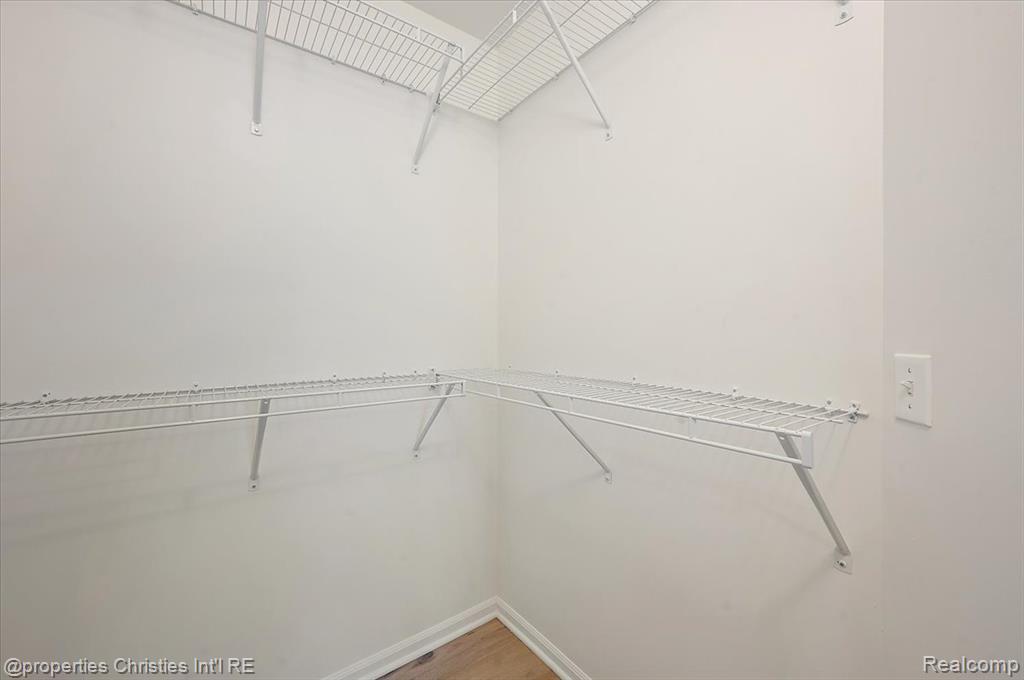 4953 Treeside Lane, Troy, MI 48098 — Photo 44
