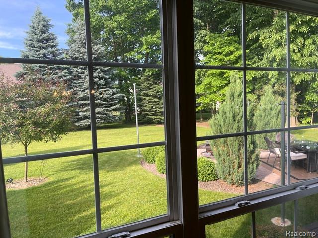 5827 Woodfield Parkway, Grand Blanc, MI 48439 — Photo 27