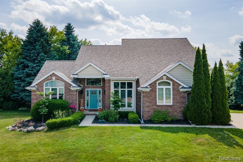 4096 Villager Dr Drive, Lake Orion, MI — Photo 4