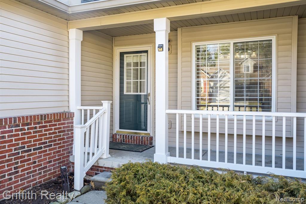 389 WOODFIELD SQUARE Lane, Brighton, MI 48116 — Photo 3
