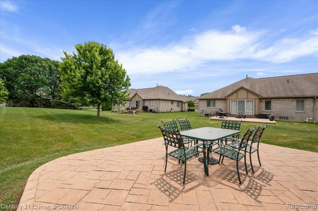 52179 Sawmill Creek Drive, Macomb, MI 48042 — Photo 5