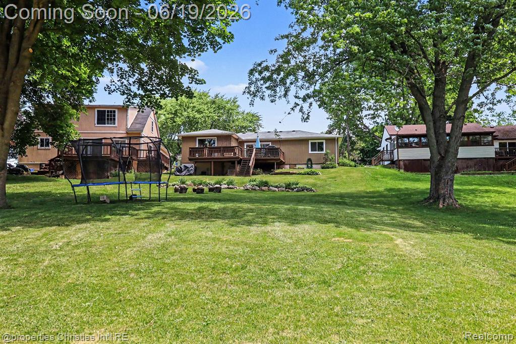 9567 Susin Lane, Clarkston, MI 48348 — Photo 6