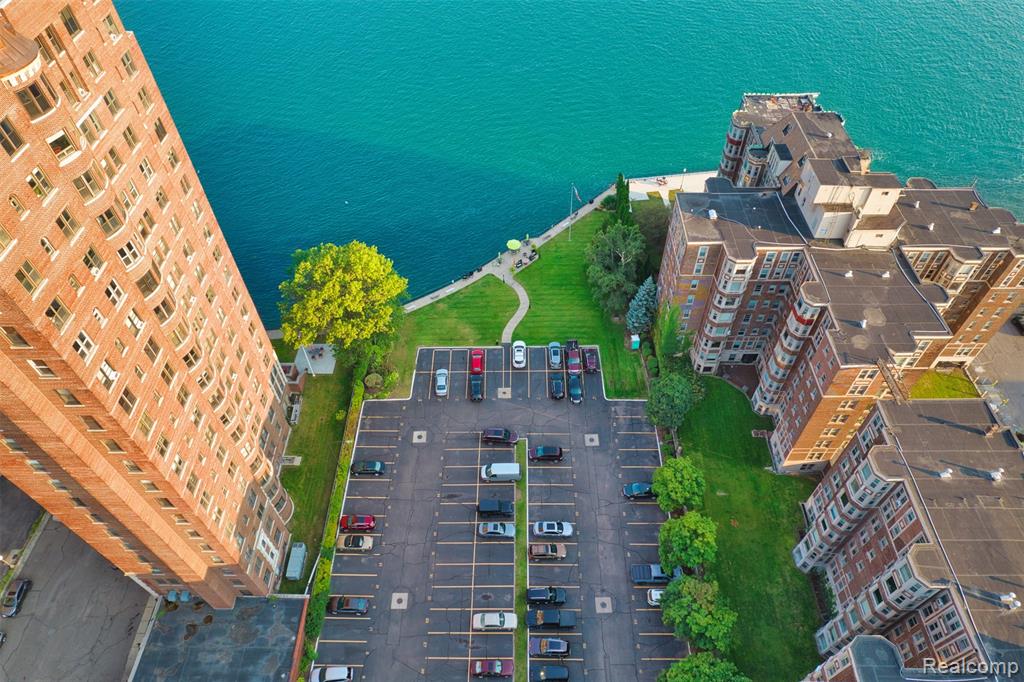 8120 E Jefferson Avenue, 1B1, Detroit, MI 48214 — Photo 21