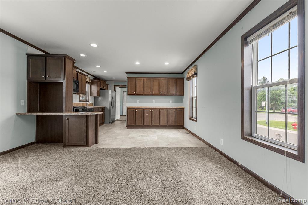 76 Fawn Lake Drive, Walled Lake, MI 48390 — Photo 7