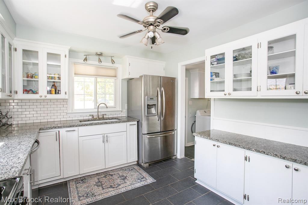 4163 Amherst Road, Royal Oak, MI 48073 — Photo 8