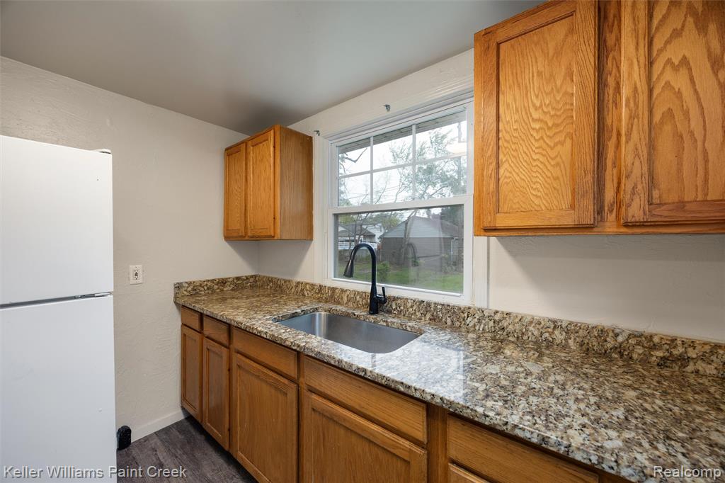 7275 Orchard Avenue, Warren, MI 48091 — Photo 9