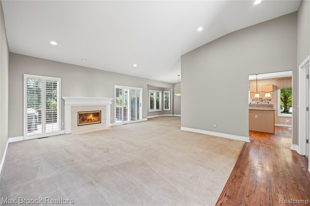 5015 Lake Vista Drive, West Bloomfield, MI 48323 — Photo 8
