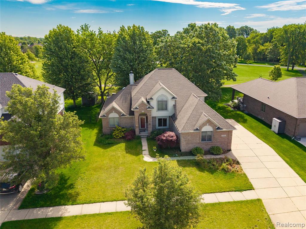 35724 Saint Clair Drive, New Baltimore, MI 48047
