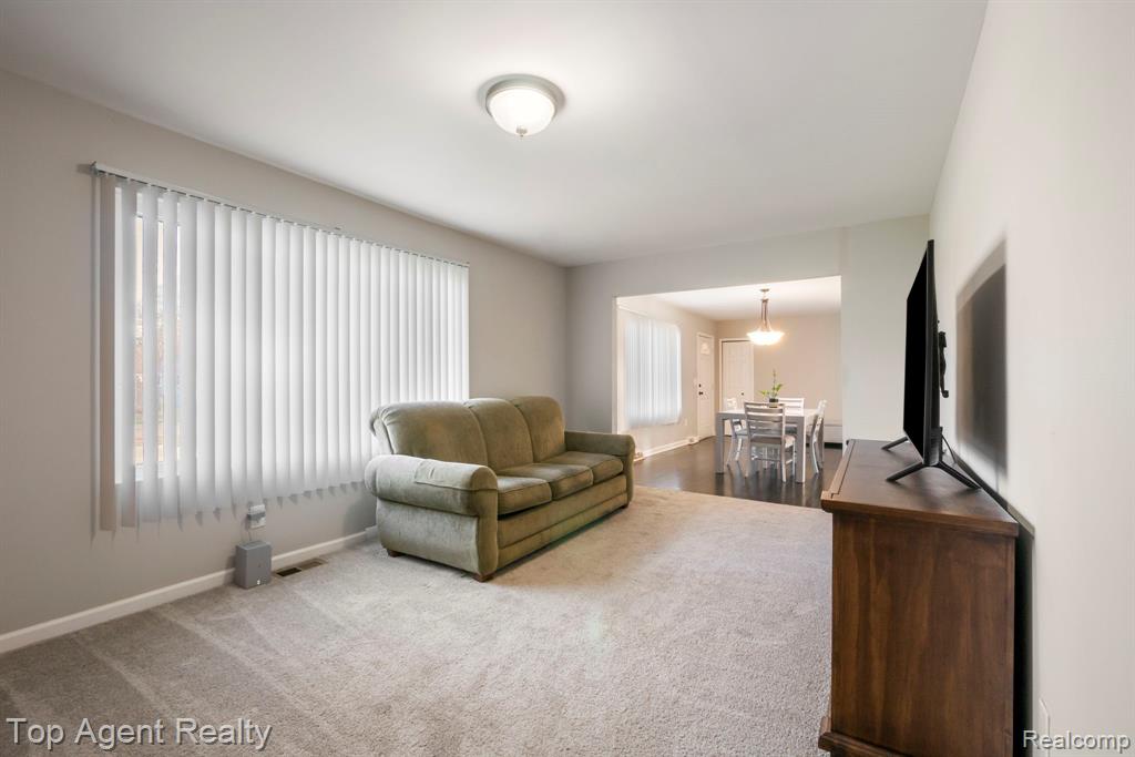 46059 Huling Street, Shelby Twp, MI 48317 — Photo 19