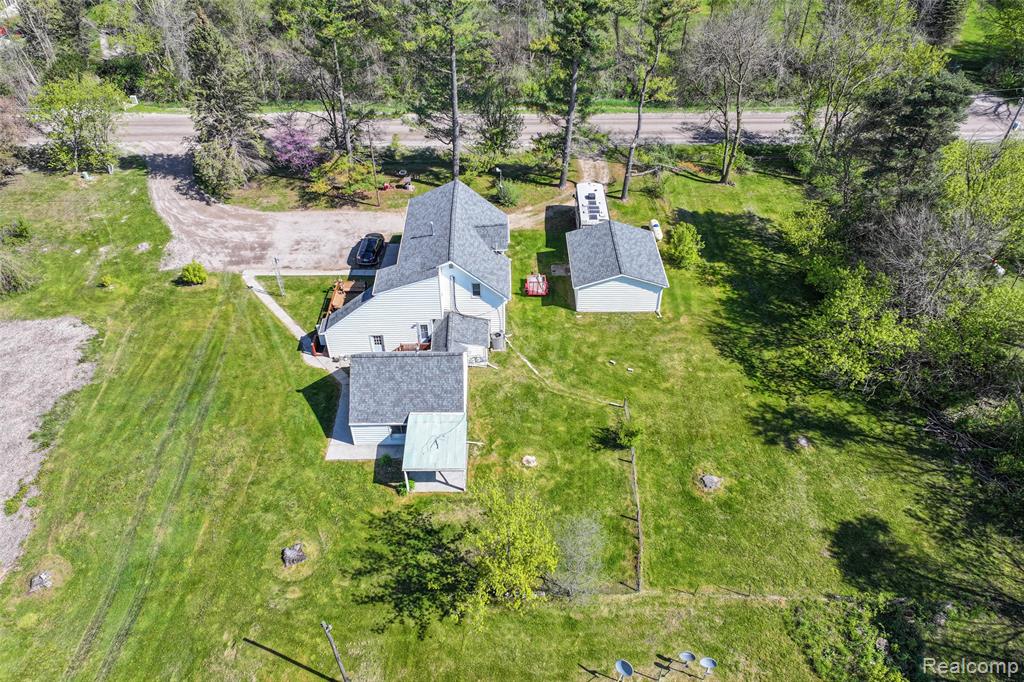11472 E Lippincott Boulevard, Davison, MI 48423 — Photo 42