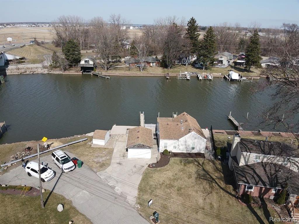 39964 SHORELINE Drive, Harrison Township, MI — Photo 32