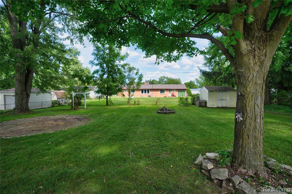 6411 Brookview Drive, Grand Blanc, MI 48439 — Photo 51