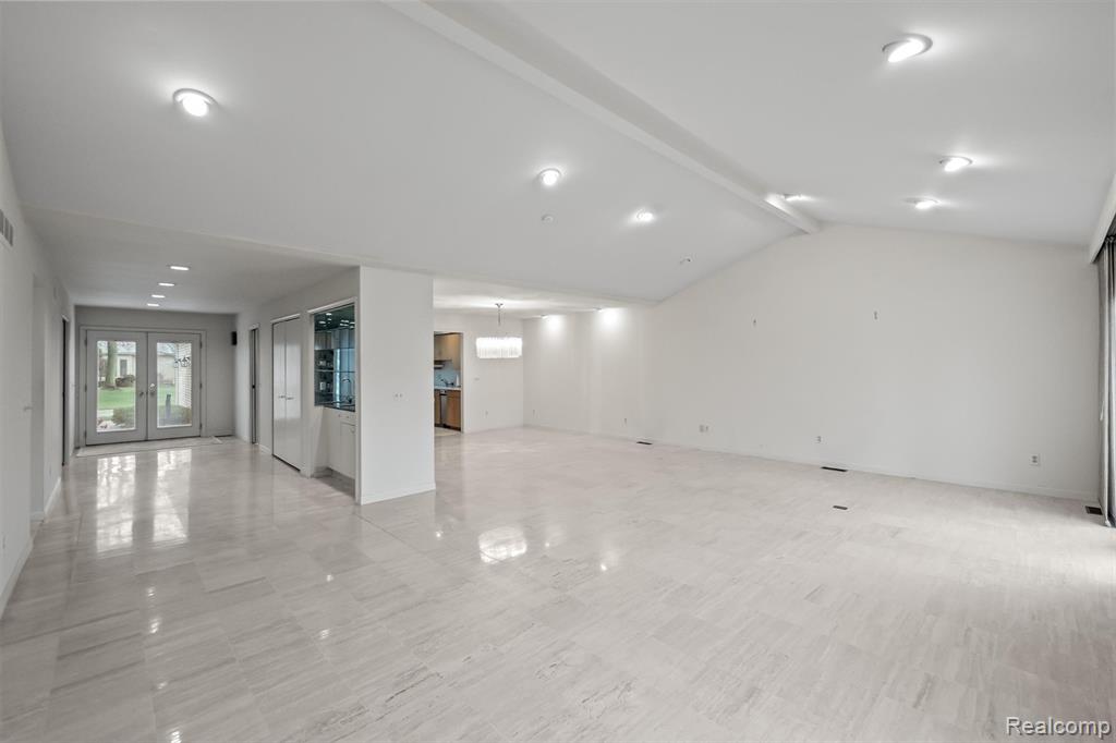 5129 Woodlands Lane, Bloomfield Hills, MI 48302 — Photo 6