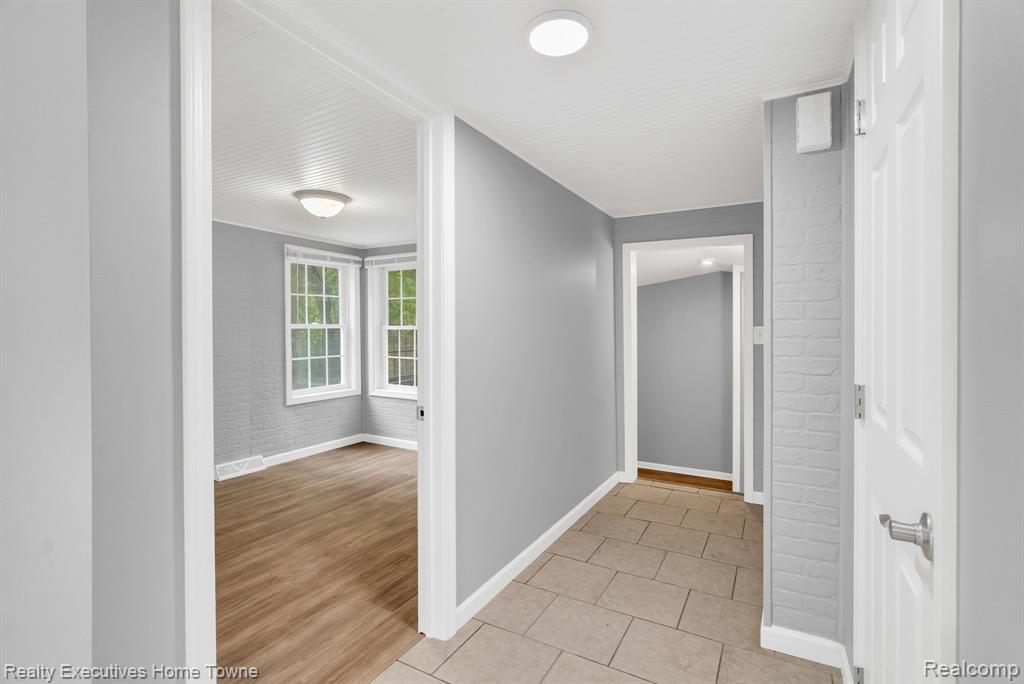 3932 Parker Road, Fort Gratiot, MI 48059 — Photo 21