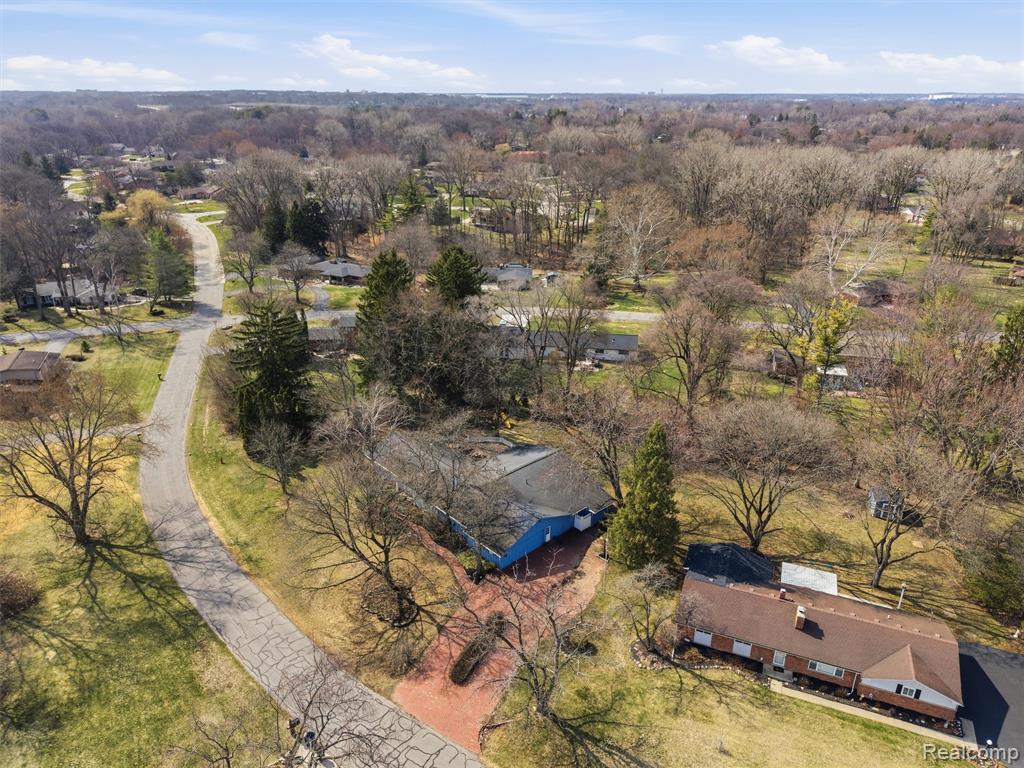 1690 Ledbury Drive, Bloomfield Hills, MI 48304 — Photo 9