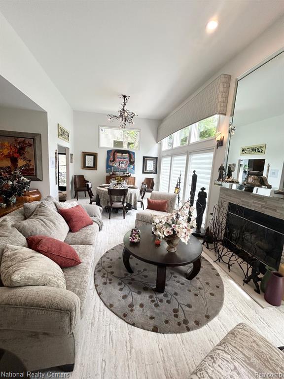 35573 CROSS CREEK N, Farmington Hills, MI 48331 — Photo 15