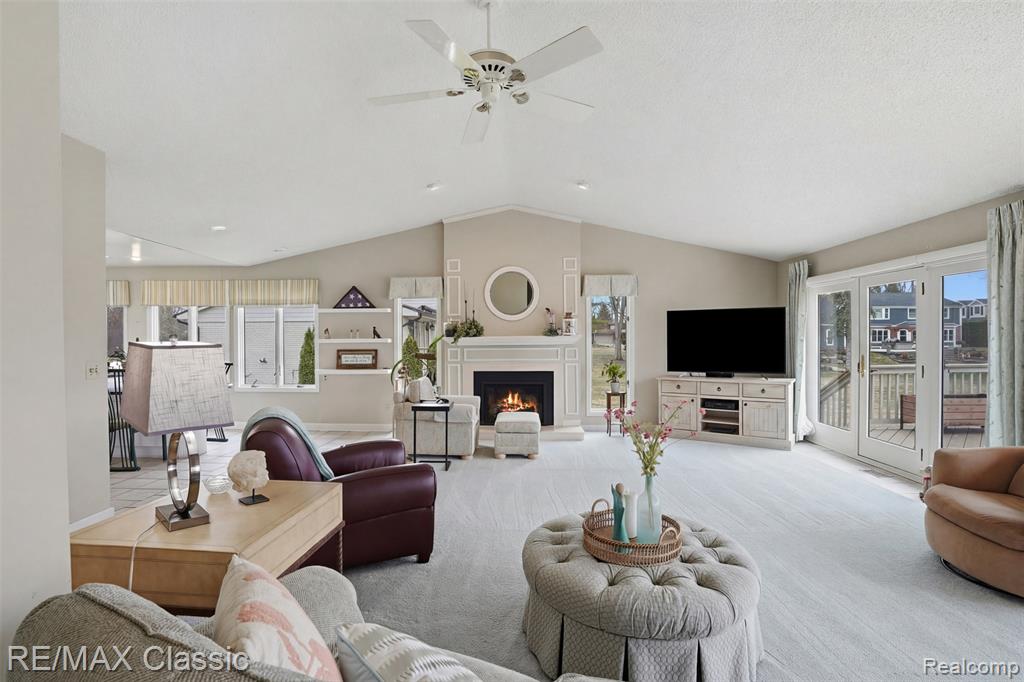 4871 Winewood Lane, Commerce Twp, MI 48382 — Photo 16