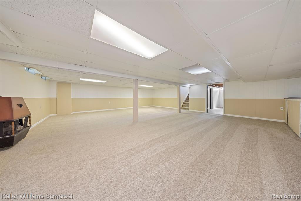5355 CHURCH HILL Drive, Troy, MI 48085 — Photo 20