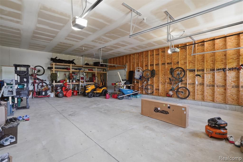 4172 Prairie Rose Drive, Howell, MI 48843 — Photo 33