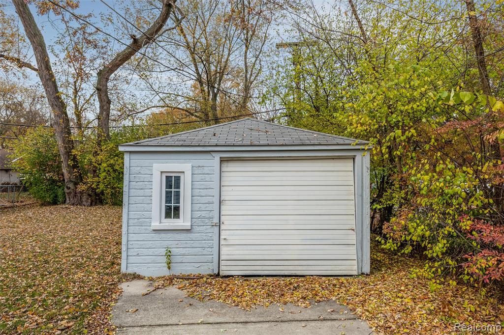 3221 Shenandoah Drive, Royal Oak, MI, 48073