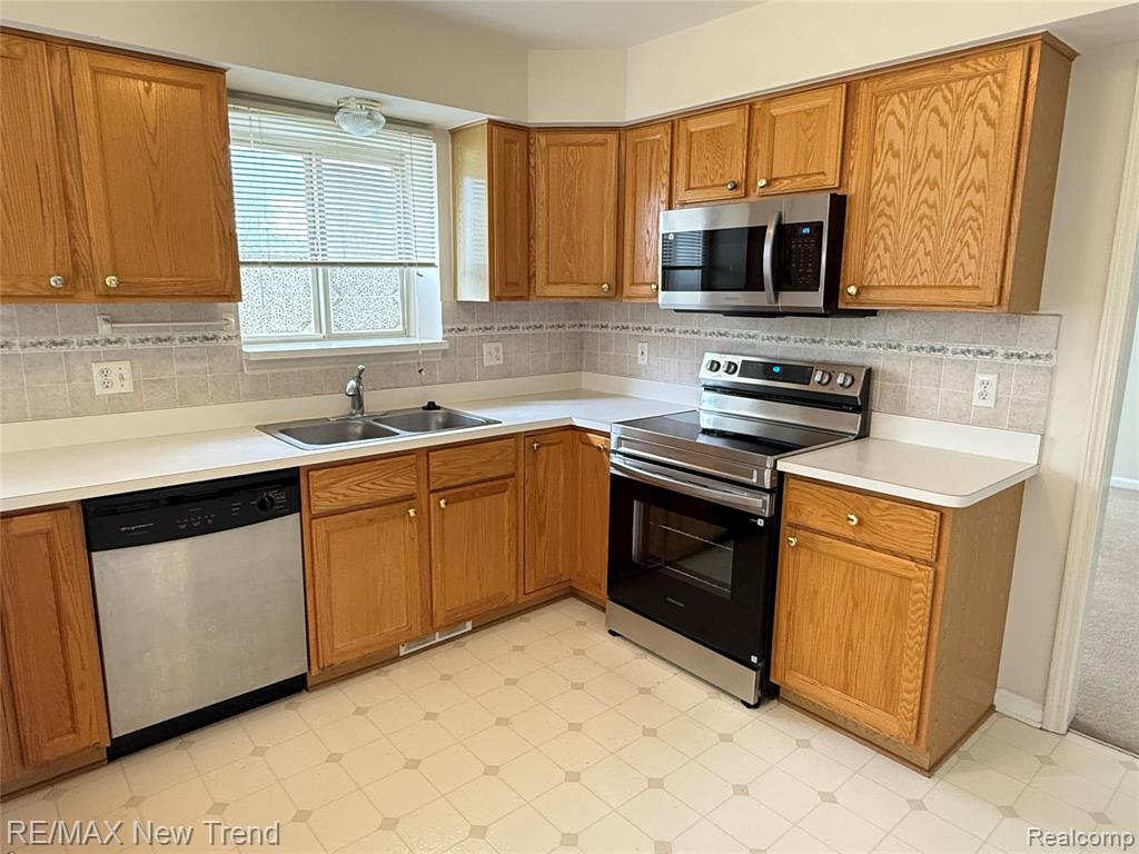 2399 MARQUIS Court - Photo 5