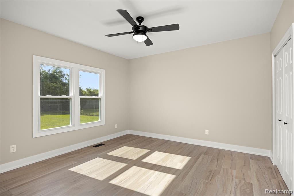 54253 Bradshaw Drive, New Baltimore, MI 48047 — Photo 10