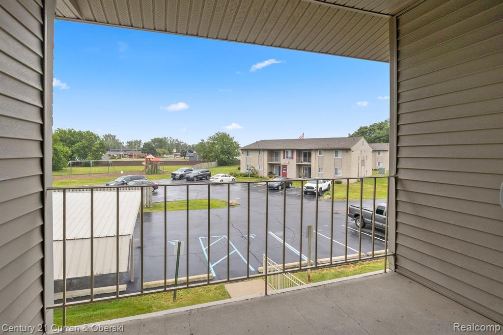 10159 ALLEN POINTE Drive, Allen Park, MI 48101 — Photo 14