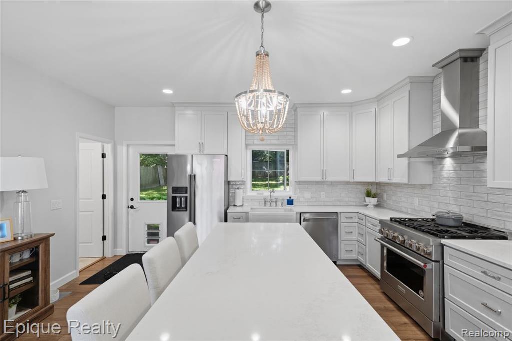 114 Bellevue Avenue, Lake Orion, MI 48362 — Photo 31