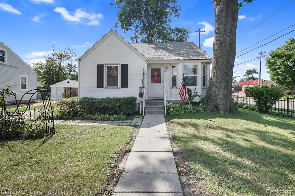4291 ELLWOOD Avenue, Berkley, MI 48072 — Photo 2
