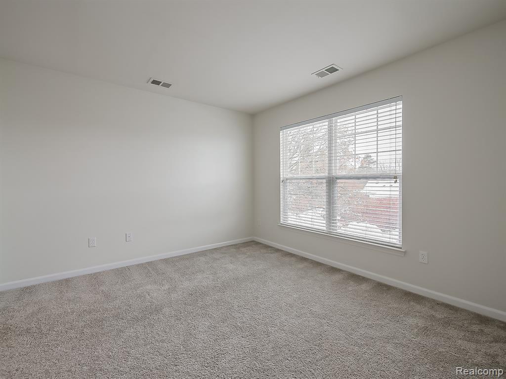 245 WRIGHT Street, Wixom, MI — Photo 19